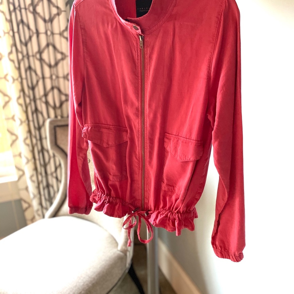 Ladies Top - Picture 2 of 4